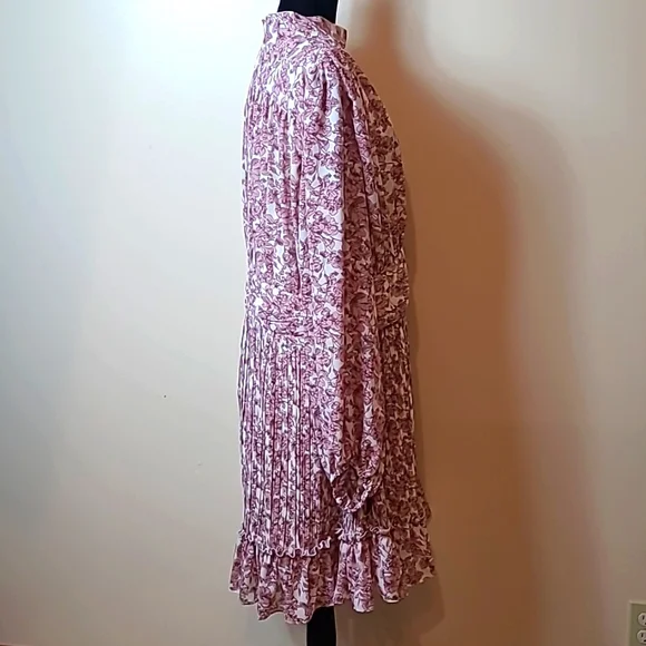 Ivy City Co Brynley Dress in Pink Size 1X - Picture 3 of 11